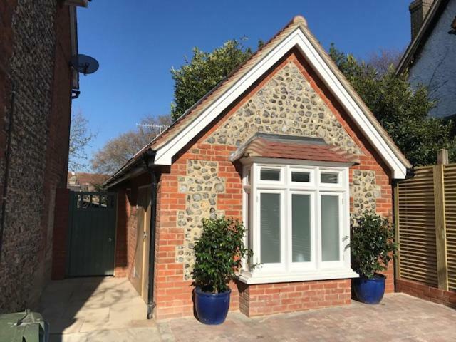 The Coach House 75 Epsom Road Apartamento Guildford Exterior foto